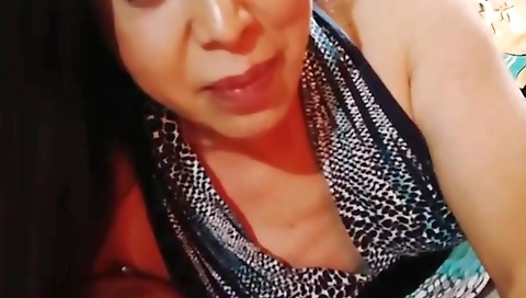 Shemale with a sexy body fucked and made pussy wet