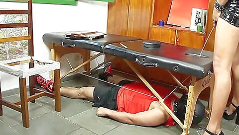 Latina shemale with a tattooed pussy gets a cumshot