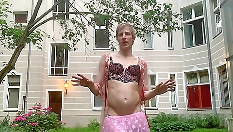 Busty milf with a juicy pussy is always hungry for a hot dick