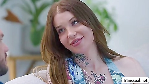 Horny girl with a nice ass gets fucked and creampie